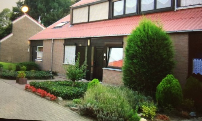 Bruinisse House | Family-friendly quiet FH, vacation park by the sea from 26.10.Last min.