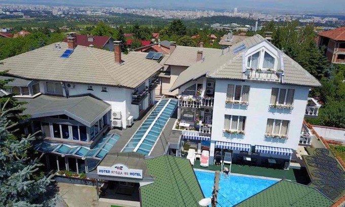 Vitosha District Hotel | Family Hotel Yagoda88