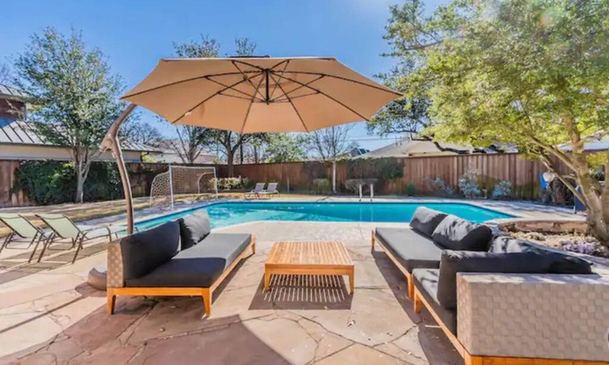 North Dallas House | Family Memories Near University Park