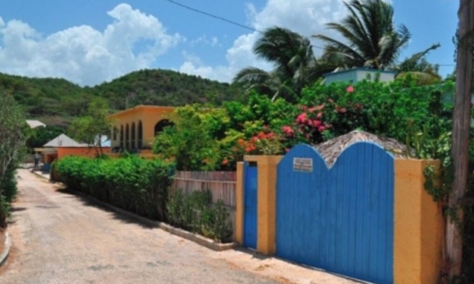 Treasure Beach Apartment | family-run accommodation in the middle of BillysBay, only 2 minutes to the local beach
