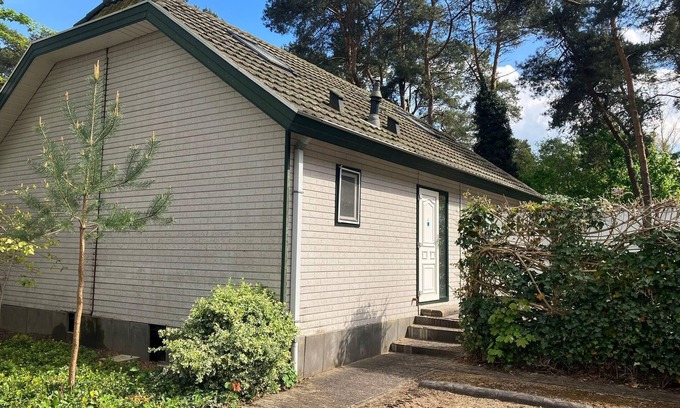 Lochem House | Family villa made up of 2 separate bungalows