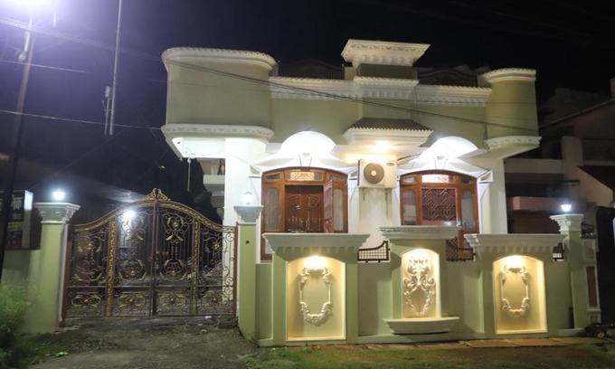 Jabalpur Apartment | FAMILYSTAYHOME