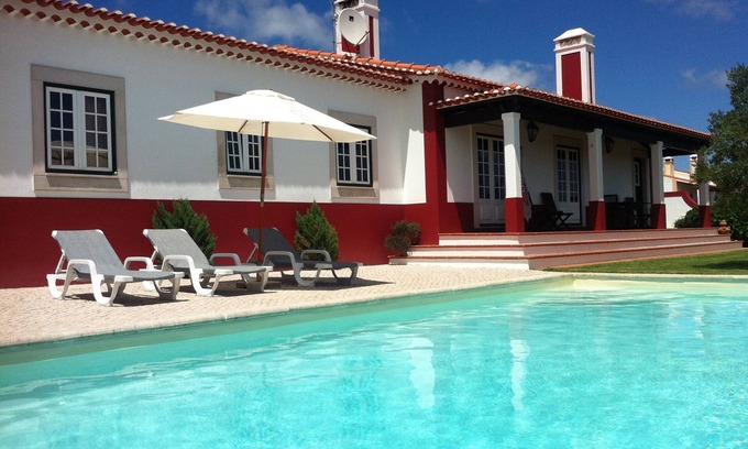 Obidos Villa | Fantastic villa with private pool and marvellous countryside views