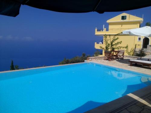 Kalamitsi Apartment | Fantastico Studios #2