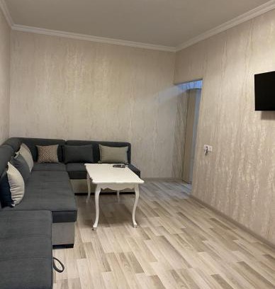 Kadriye Apartment | Farik'in Türkiye'deki evi