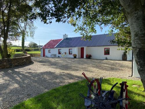 Coleraine House | Farm Stay at THE GLEBE COTTAGE KILREA