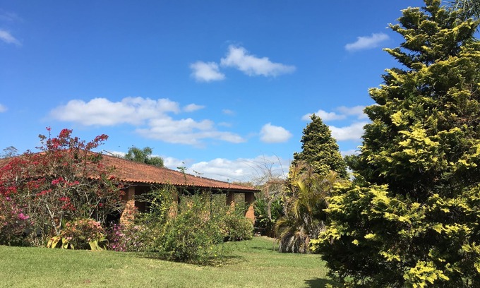 Ibiuna House | Farm with swimming pool, soccer field, near the Wine Route, Haras and Fishing