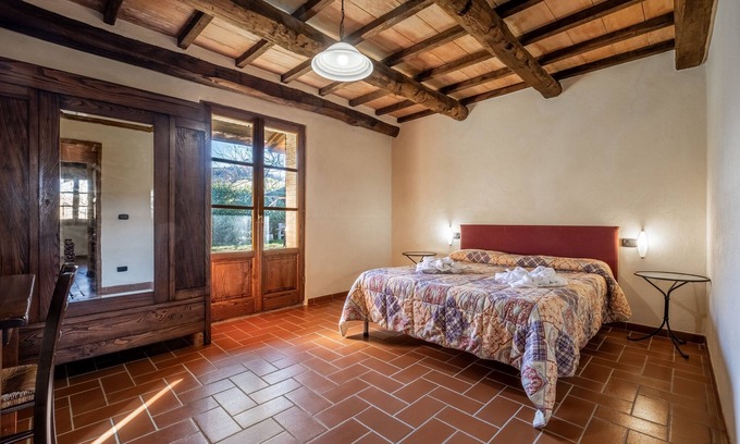 Arcidosso Other | Farmhouse 'Edera' with Shared Pool, Shared Garden and Wi-Fi