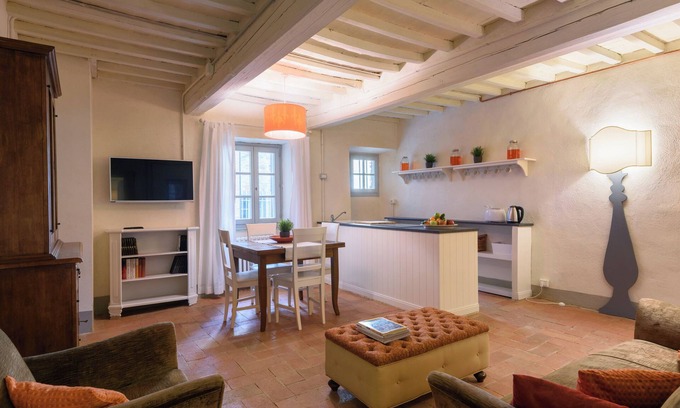 Scheggia Apartment | Fattoria La Speranza Casa Arancio