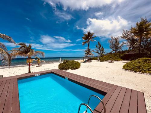 Tibbett's Turn Apartment | Featherstone Downstairs Apartment, Cayman Brac