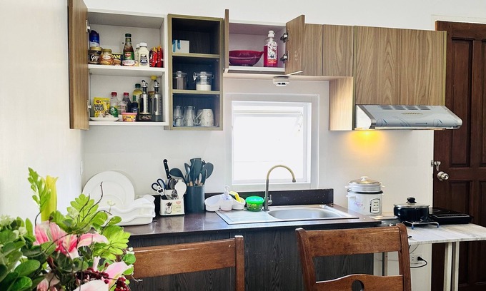 General Santos House | Feel at Home in Gensan Wi-fi Netflix Carport H&C toilet and bath Pet friendly