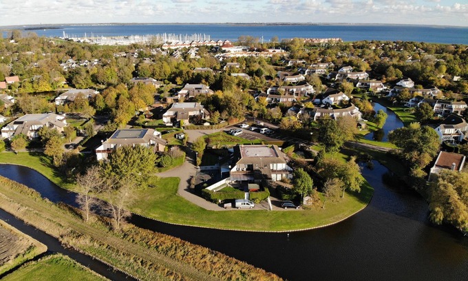 Brouwershaven House | Feel-good house in Port Greve, with a beautiful garden and lots of privacy