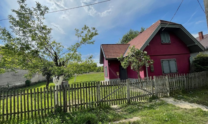 Zalaistvand House | Ferienhaus in Ländlicher Ruhe mit Einem 1500 qm Großen Rasengrundstück