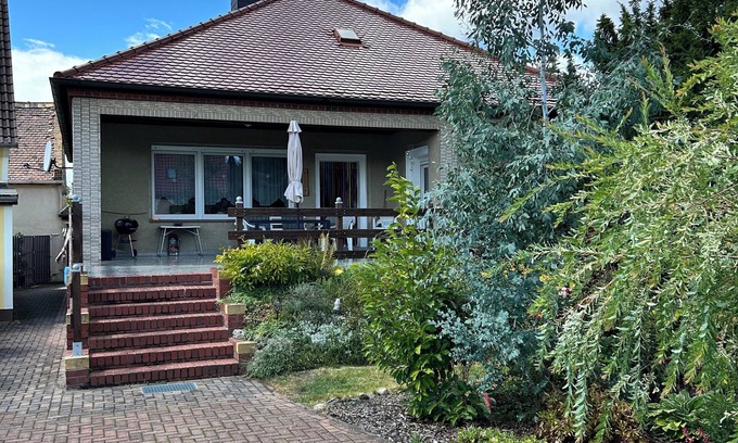Pouch House | Ferienhaus Oma Inge Zwischen Goitzsche und Muldestausee Haustierfreundlich !