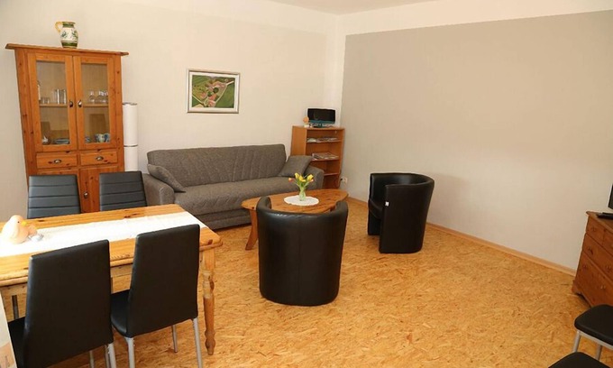 Enniger Apartment | Ferienhof Schwienhorst - Ferienwohnung Schwalbennest, 1-4 Pers