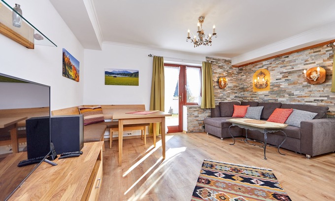 Garmisch-Partenkirchen Apartment | Ferienwohnungen Reindl - Living in the middle of nature