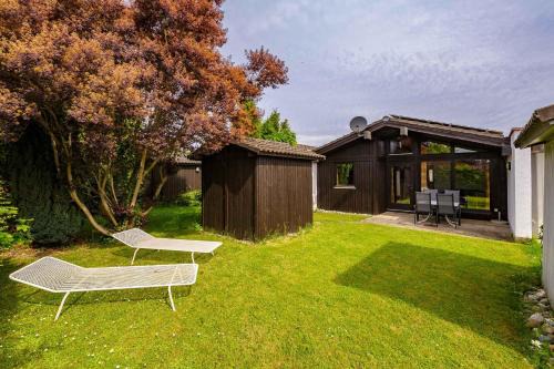 Immenstaad am Bodensee House | Ferienwohnpark Immenstaad am Bodensee Satteldachhaus Typ 9 SD 61