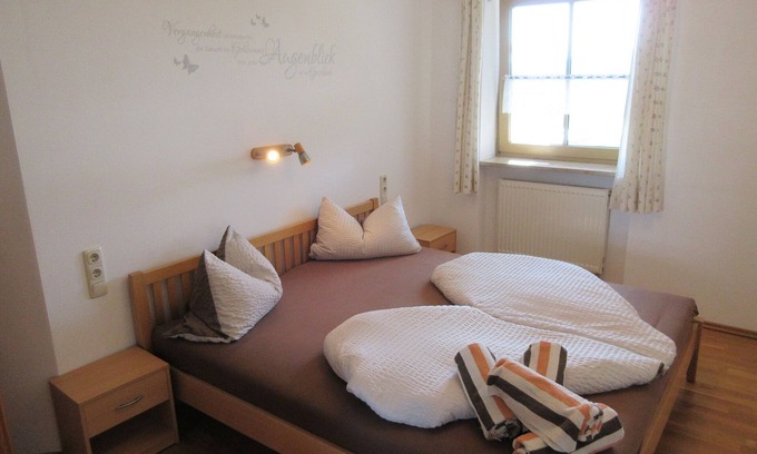 Waging am See Apartment | Ferienwohnung 4 für 4 Personen, Balkon, 55 qm