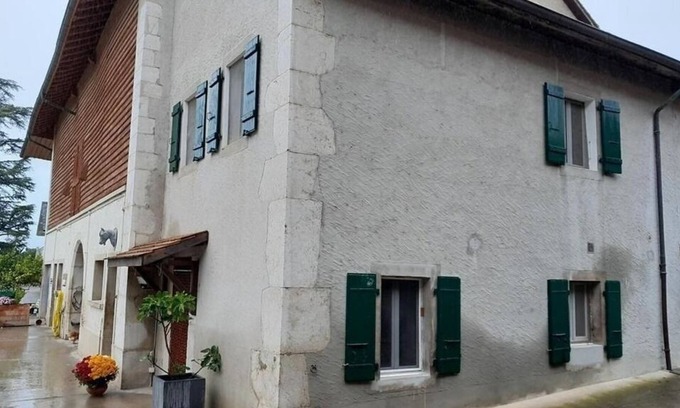 Luins Apartment | Ferienwohnung/app. für 6 Gäste mit 100m² in Luins