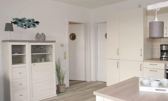 Neuharlingersiel Apartment | Ferienwohnung Mühlenstrich 1a Wg 10 "luv" - Haus Sielblick
