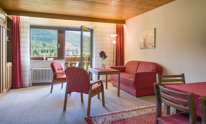 Titisee-Neustadt Apartment | Ferienwohnung/app. für 5 Gäste mit 72m² in Titisee-neustadt