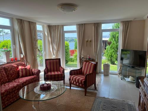 Moehnesee Apartment | Ferienwohnung Dell am Südufer