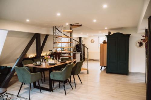 Altstadt Apartment | Ferienwohnung Ella