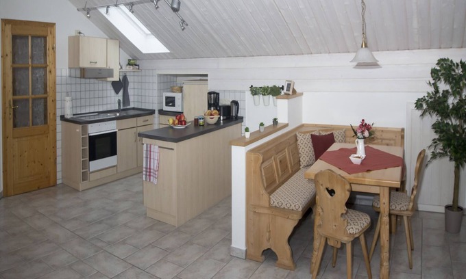 Waging am See Apartment | Ferienwohnung für 4 Personen, Balkon, 65m²