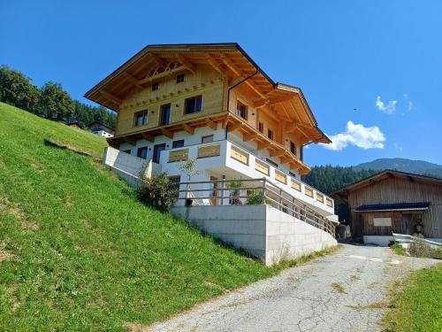 Weerberg House | Ferienwohnung Gipfelblick