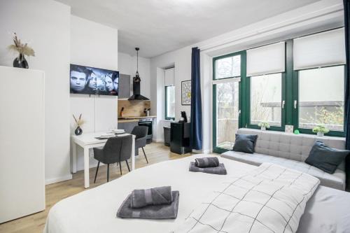 Nordfront Apartment | Ferienwohnung Lorenz mit kostenlosem Parkplatz Netflix Boxspringbett Küche