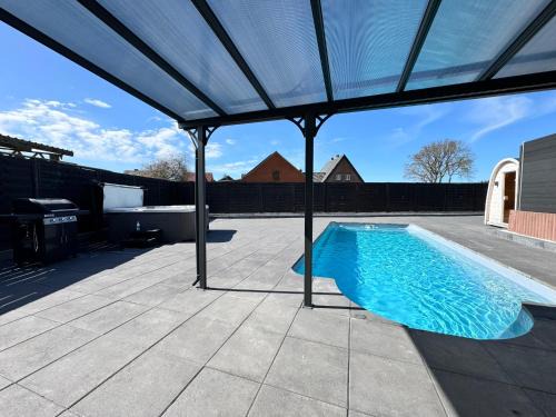 Neuborger House | Ferienwohnung Neubörger mit Wellness