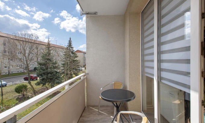Mucheln Apartment | Ferienwohnung San Marino 3
