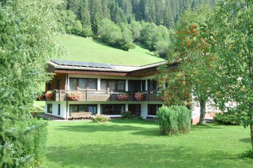Elbigenalp Apartment | Ferienwohnungen Bailom