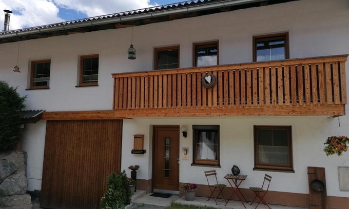 Elbigenalp Apartment | Ferienwohnungen Momo