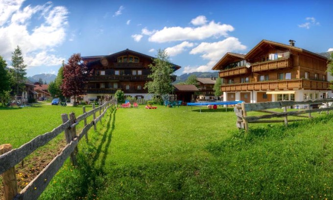 Tannheim Apartment | Ferienwohnungen Tannheim - Sommerbergbahn inklusive - Martina Fügenschuh