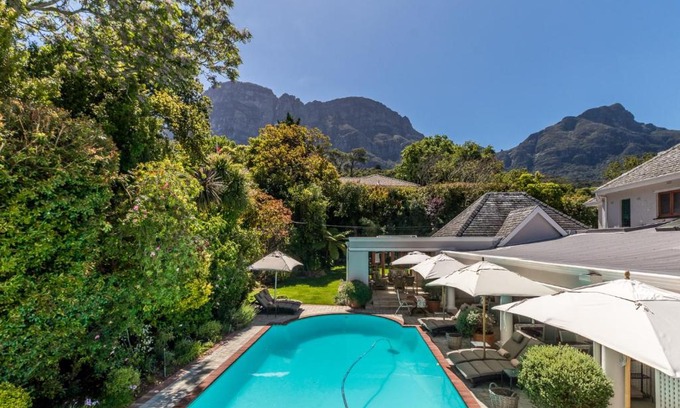 Newlands House | Fernwood Manor Boutique Guest House