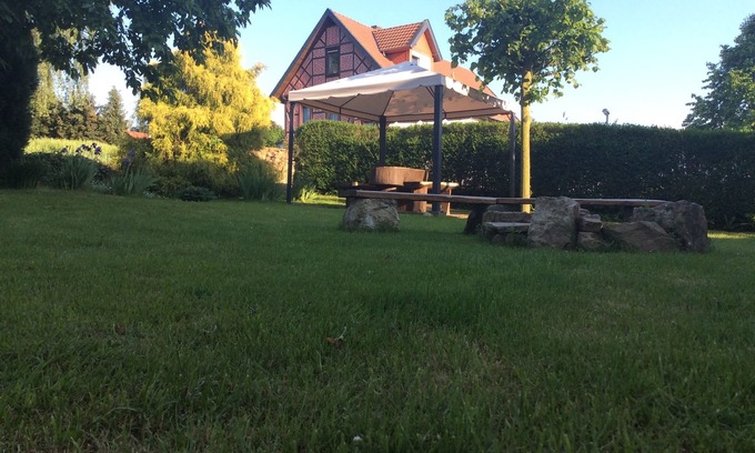 Friedrichsfeld Apartment | FeWo am Reinhardswald "Buchenzweig" - Northern Hesse with family and dog experience