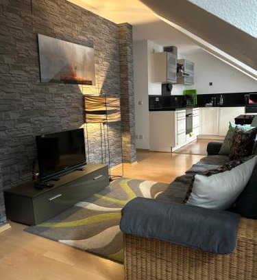 Jena Apartment | Fewo an der Saale, 5 min bis Zentrum