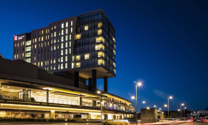 Mercurio Hotel | Fiesta Inn Express Queretaro Constituyentes