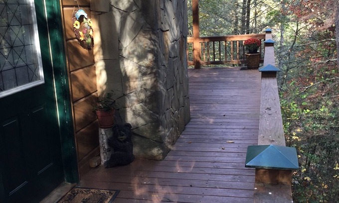 Blue Ridge Cabin | Fightingtown Creek Retreat, Real log cabin sitting above rushing creek ,