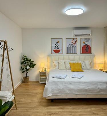 Riscani Apartment | FILIN HOME with KING SIZE BED