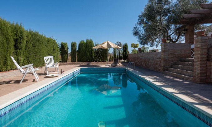 Casabermeja Ski Chalet | Finca ecológica Colores