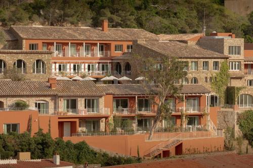 Sa Riera Hotel | Finca Victoria Hotel & Spa