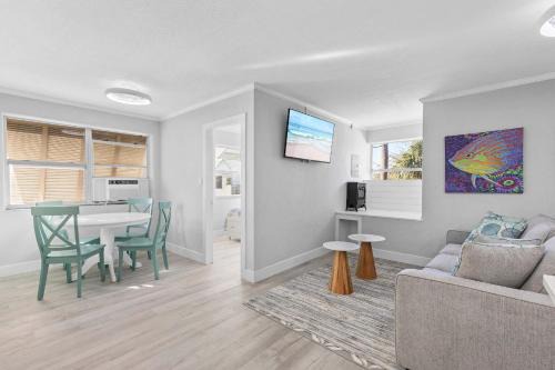 New Smyrna Beach House | Flagler Suites 1