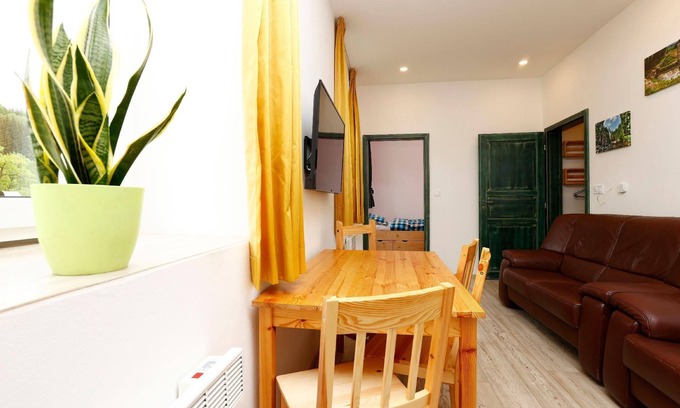 Desna Apartment | Flat with private car park