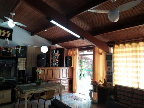 Vila Gardenia House | Flat Mobiliado de 70 m2 de Área c Piscina - Estilo Pousada - não é a casa
