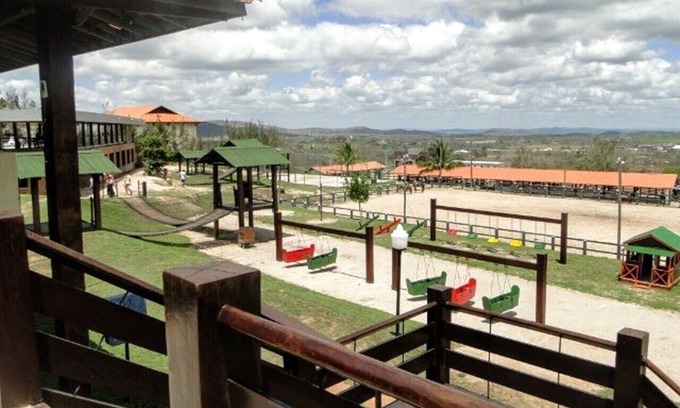 Saire Apartment | Flat no Hotel Fazenda Monte Castelo Gravatá 2 qts Junto à Fazendinha e Piscina