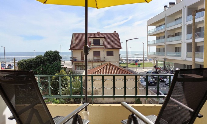 Buarcos Apartment | Flat over the sea 1min to the beach