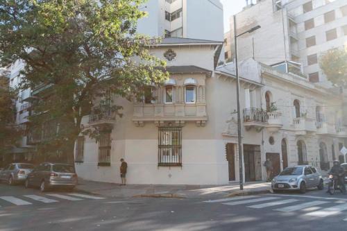 Colegiales House | Fliphaus Mansion Paz B - 10 pax Deluxe House Belgrano