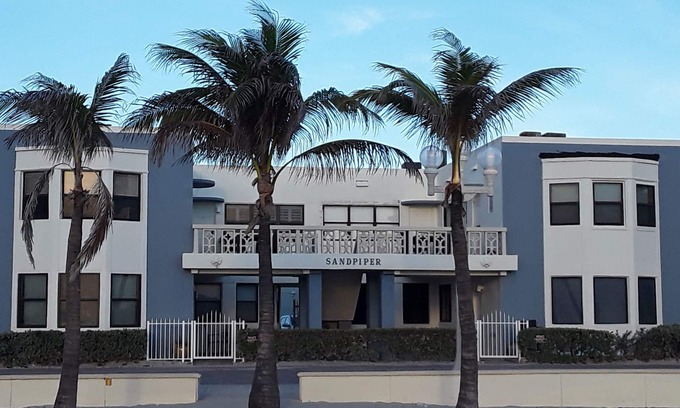 Hollywood Condo | Fll Boat Show $25 uber*PRIVATE House*Direct Bch *❤️ Brdwak* Free Park+2 bikesnn